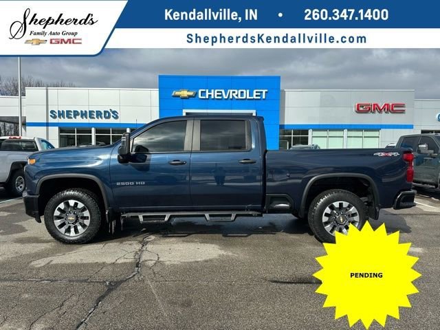 2022 Chevrolet Silverado 2500HD Custom Crew Cab 4WD