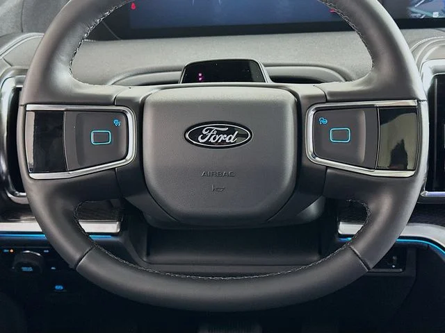 New 2026 Ford Expedition Platinum
