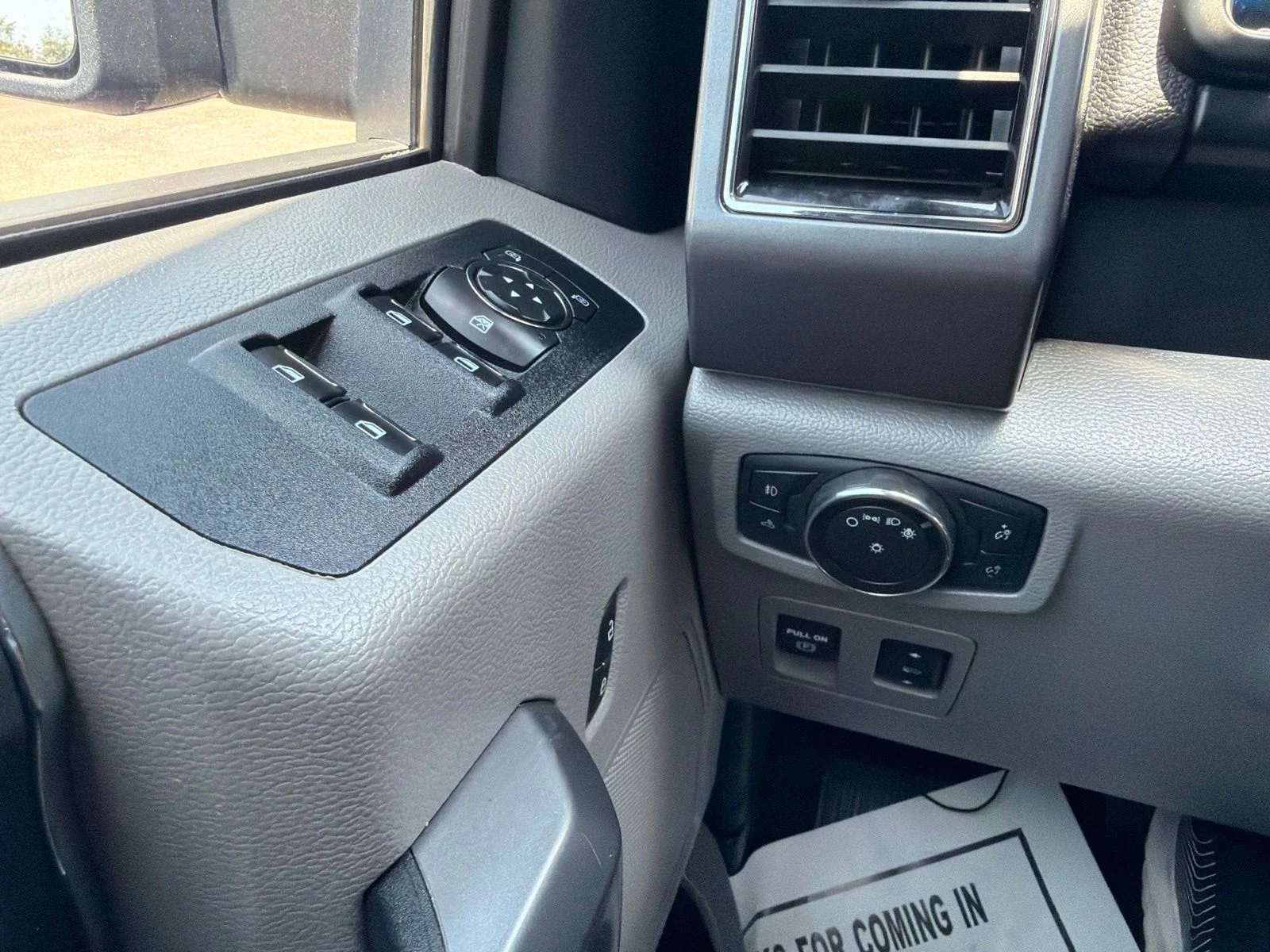Used 2020 Black Ford XLT image 20