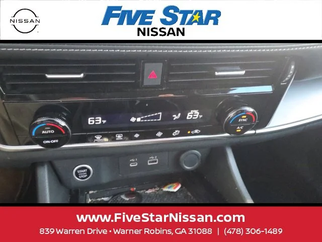 Used 2021 Red Nissan SV image 15