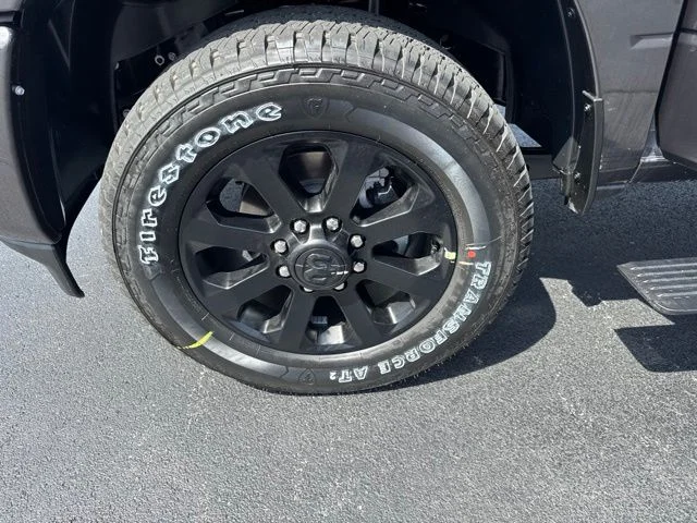 New 2026 Granite Crystal Metallic Clear-Coat Exterior Paint RAM Laramie image 15
