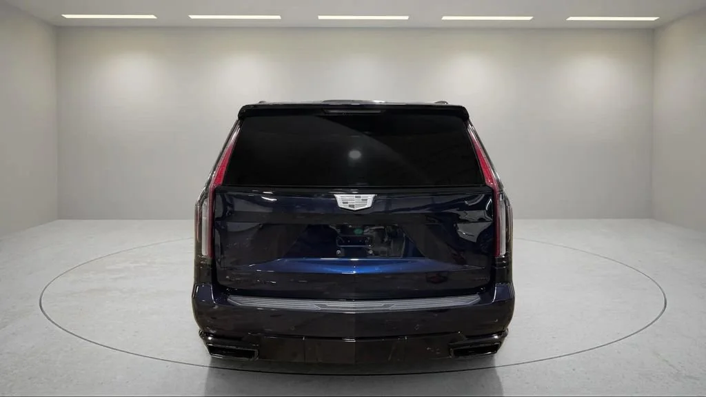Certified Used 2023 Dark Moon Blue Metallic Cadillac Sport Platinum image 6