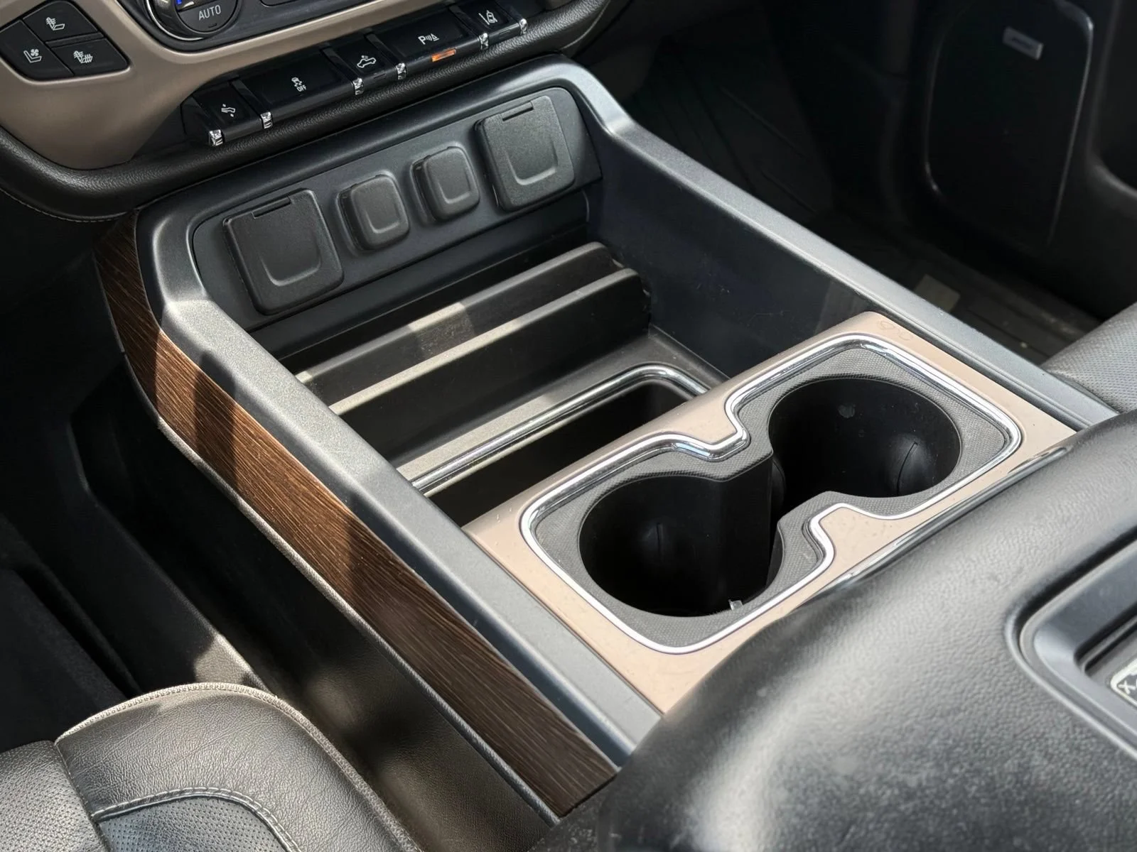 2017 GMC Sierra 2500 Denali HD Denali - Photo 19