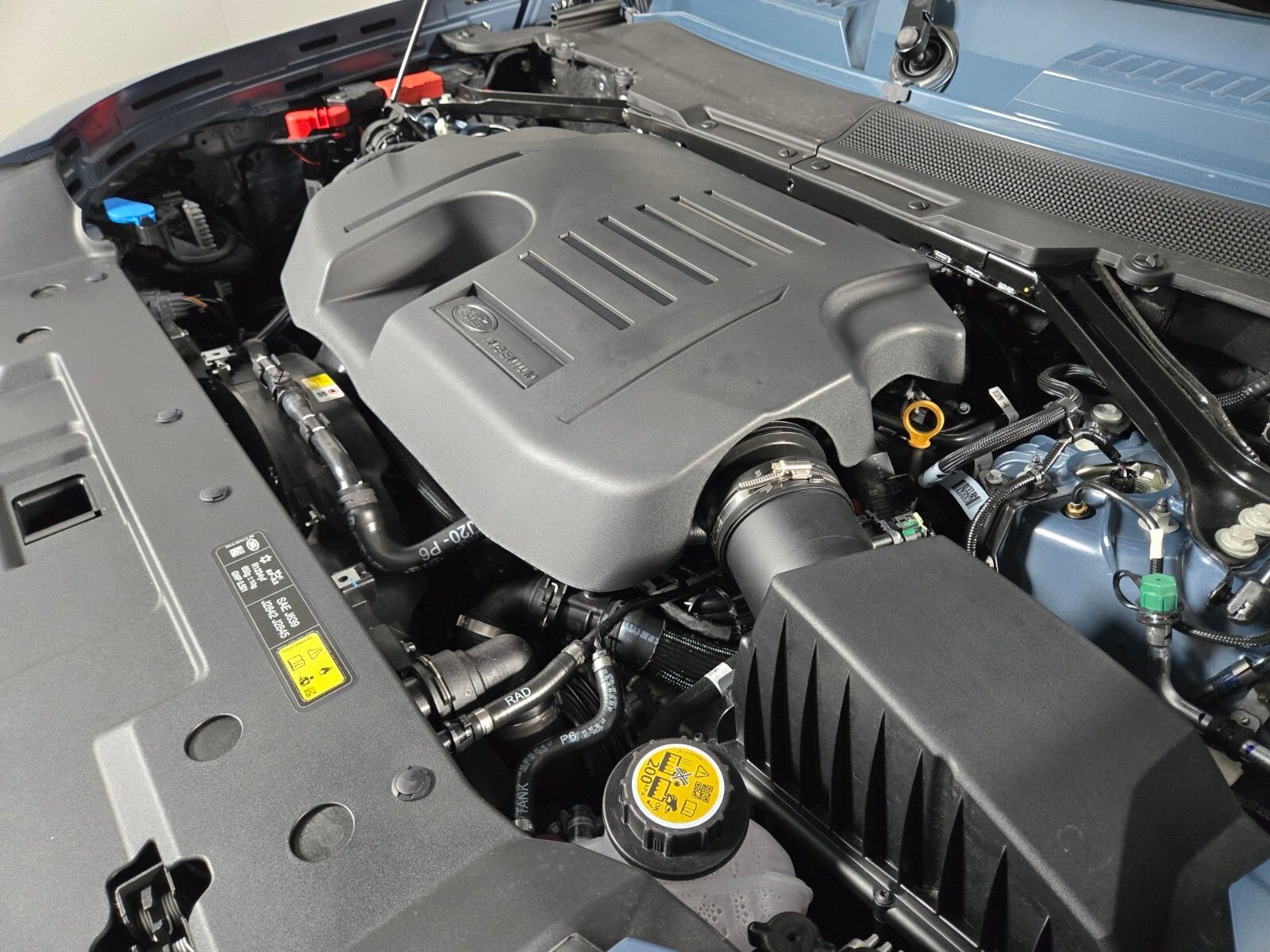 New 2026 Tasman Blue Land Rover X-Dynamic SE image 22