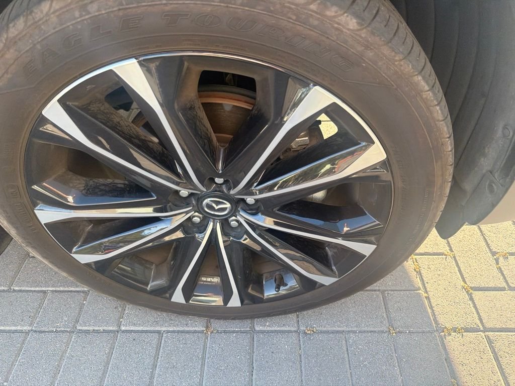 Used 2025 Wind Chill Pearl Mazda 2.5 S Premium Plus Package image 9