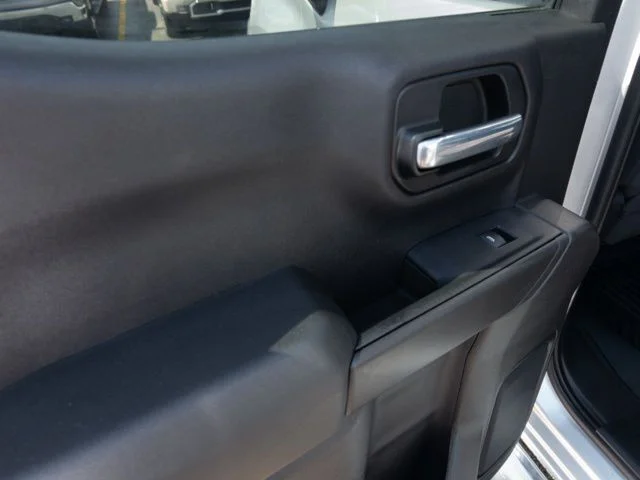 Used 2020 Silver Chevrolet LT image 16