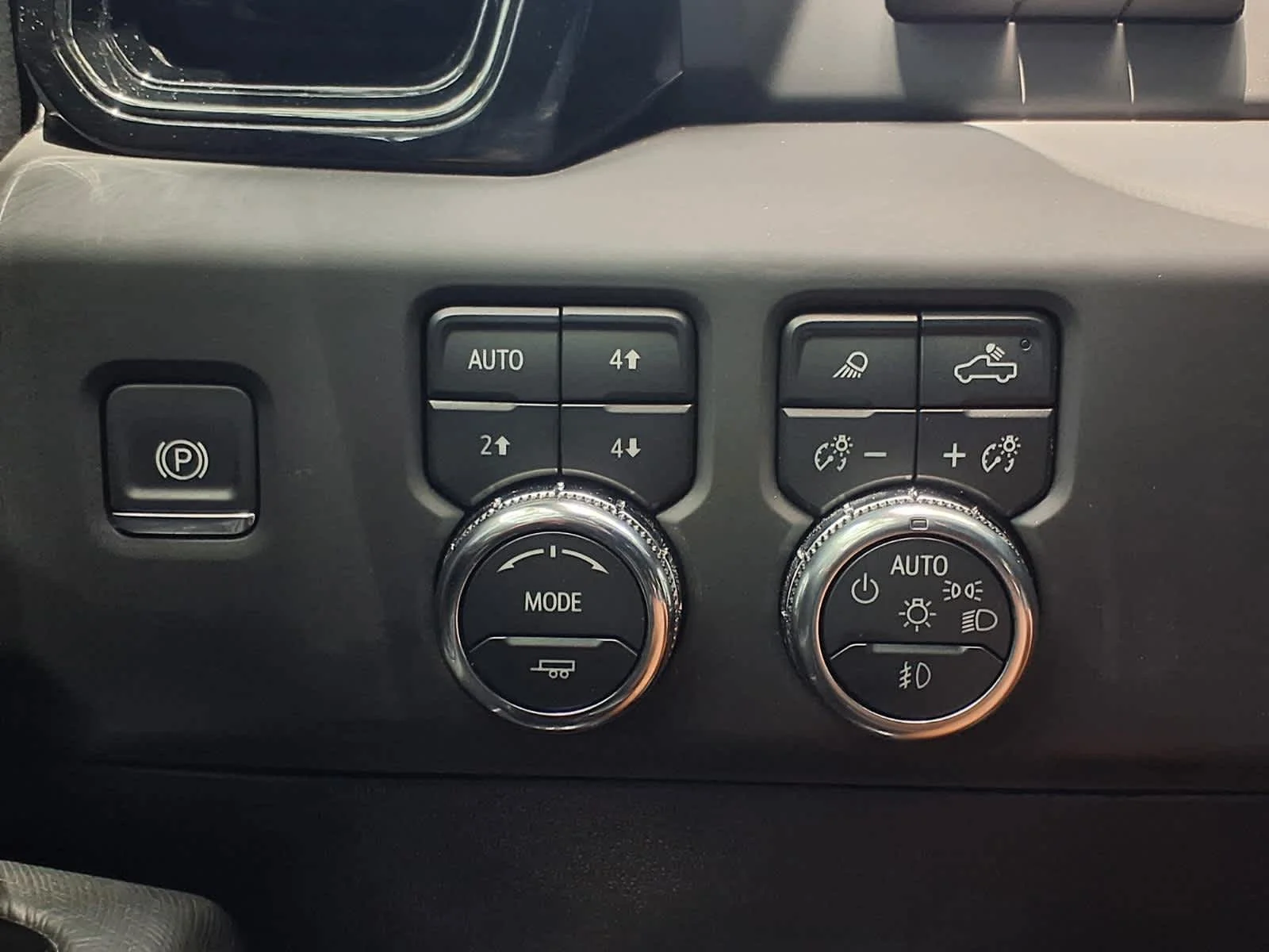 Used 2025 Thunderstorm Gray GMC AT4X image 25