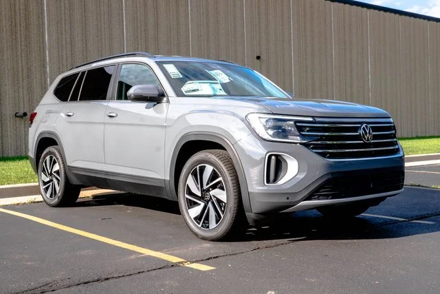 New 2026 Gray Volkswagen 2.0T SE w/Technology image 1
