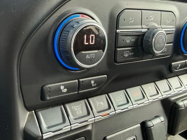 Used 2020 Gray Chevrolet LT image 7