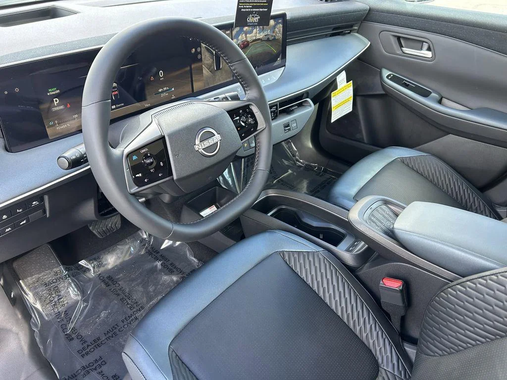 New 2026 Everest White Pearl Tricoat/Black Nissan PLATINUM+ image 12