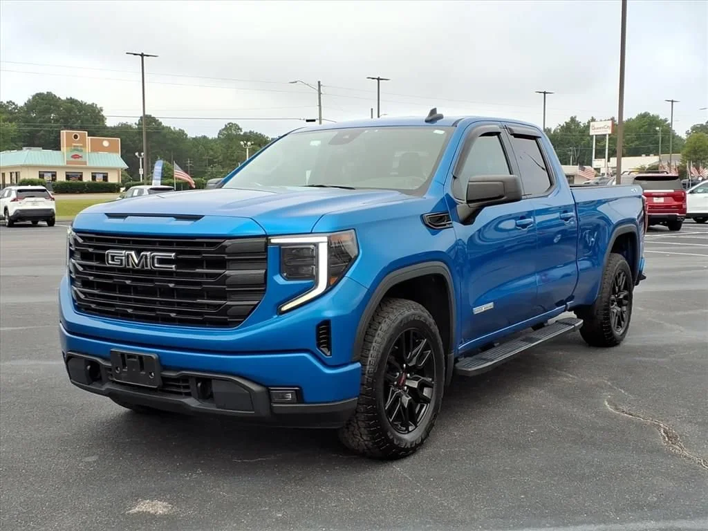 Used 2023 DYNAMIC BLUE METALLIC GMC Elevation image 1