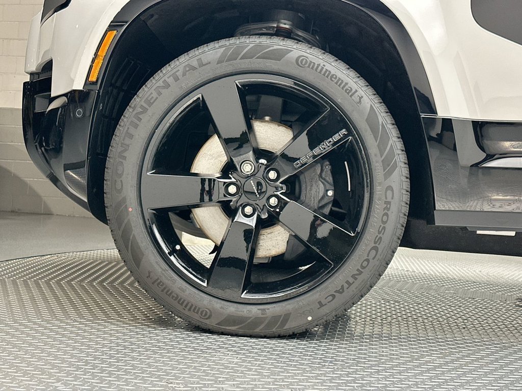 New 2026 Borasco Grey Land Rover X-Dynamic SE image 5