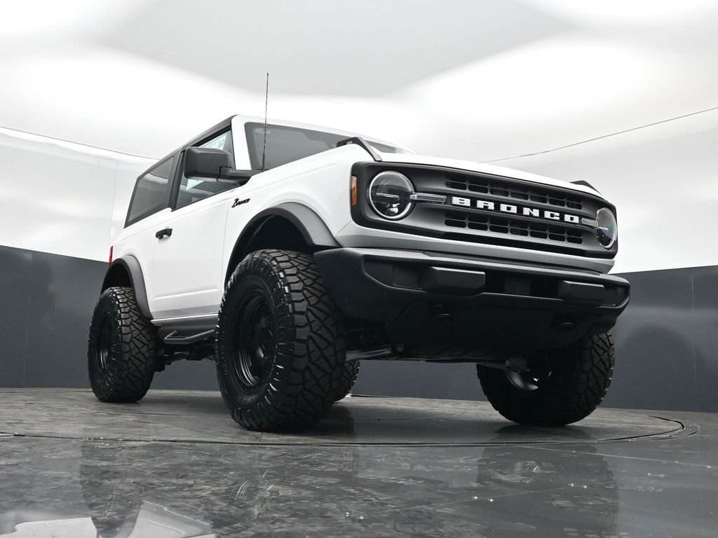 New 2026 Oxford White Ford Base image 40