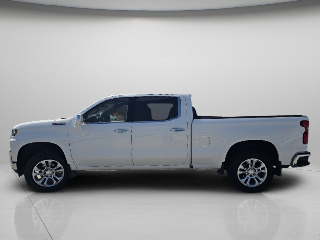 Used 2021 Summit White Chevrolet LTZ image 21