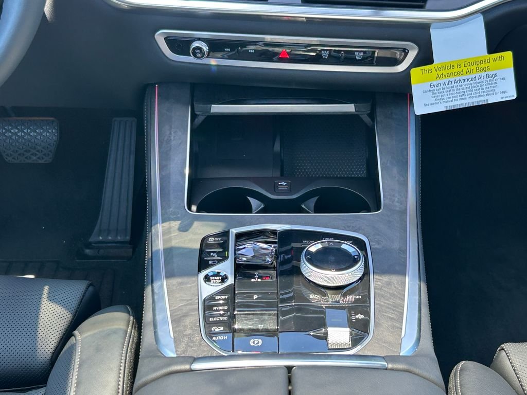 2026 BMW X5 50e - Photo 27