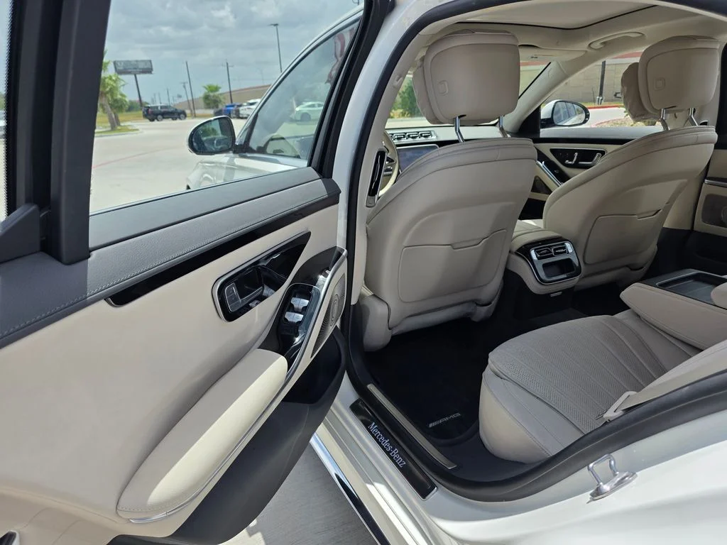 Used 2023 White Mercedes-Benz S 500 image 12