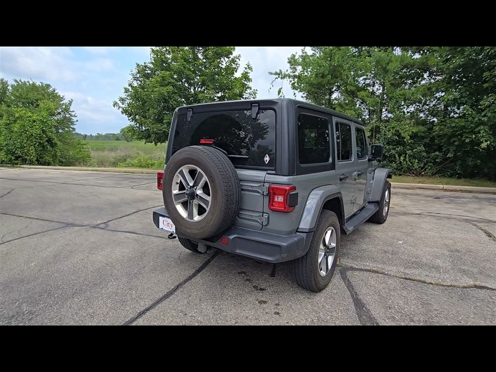 Certified Used 2018 Gray Jeep Unlimited Sahara image 7