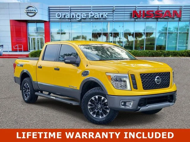 2017 Nissan Titan PRO-4X 4X4 Crew Cab's photo