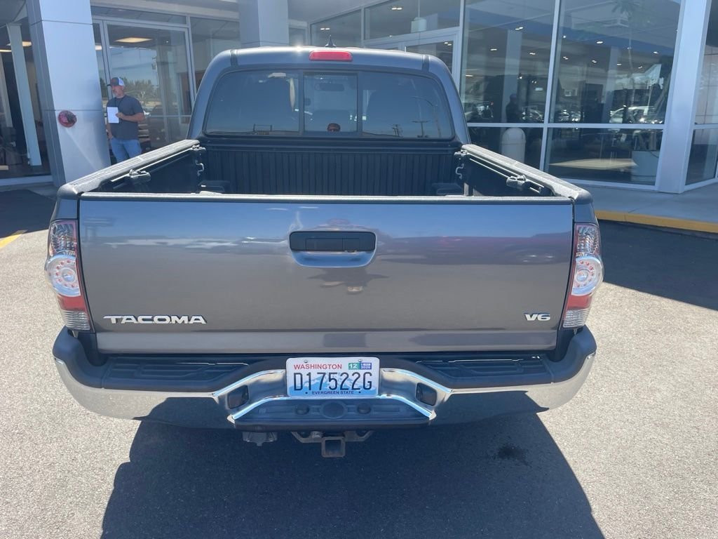Used 2014 Magnetic Gray Metallic Toyota Base image 7