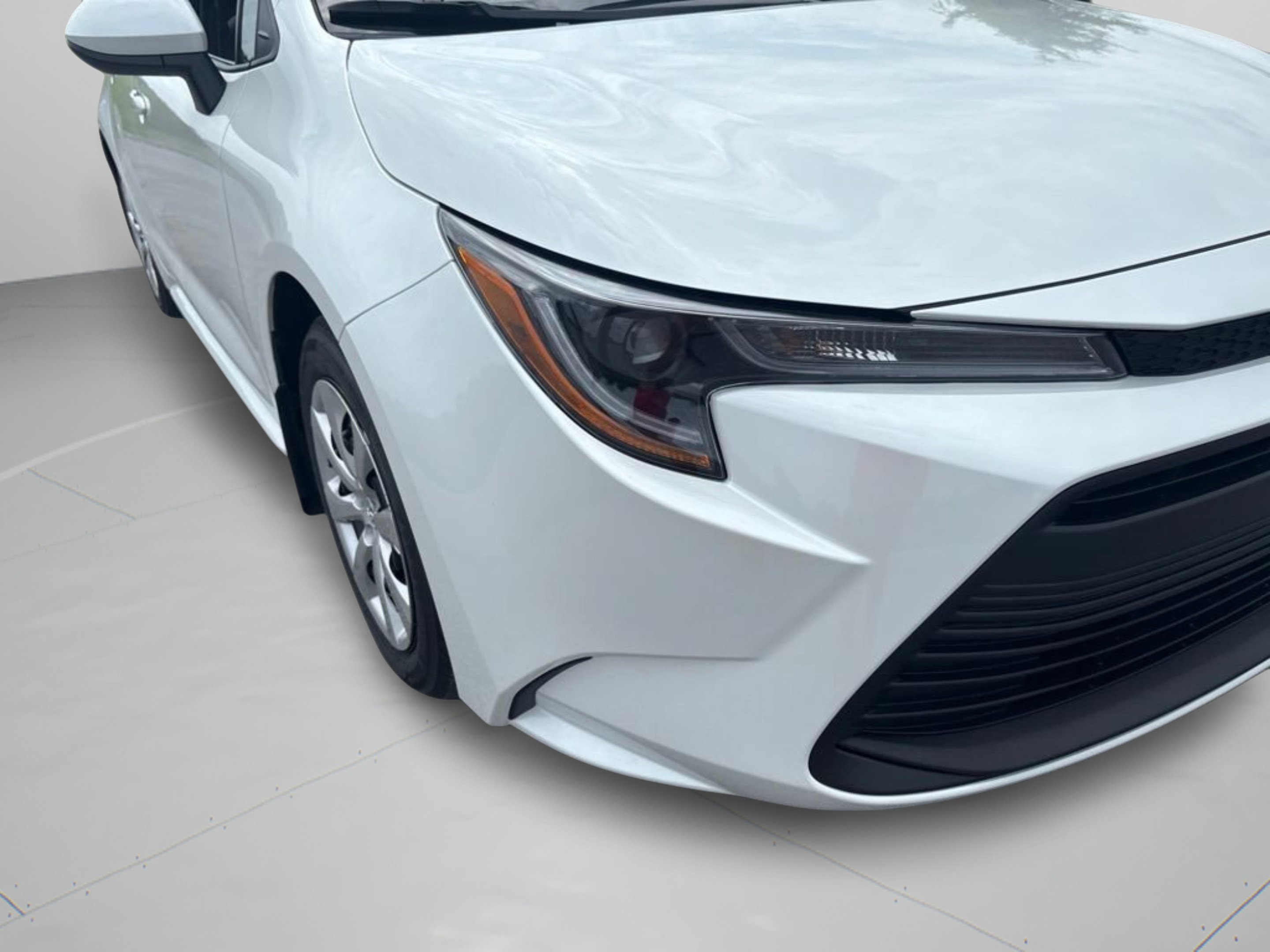 New 2026 Wind Chill Pearl Toyota LE image 22