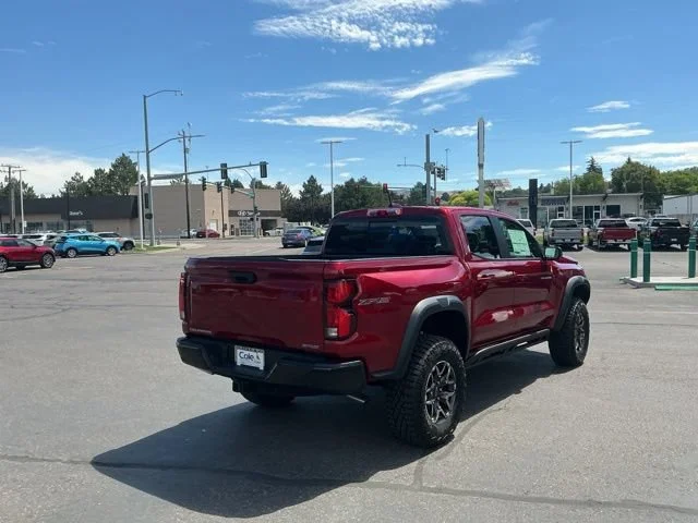 2026 Chevrolet Colorado ZR2 - Photo 3