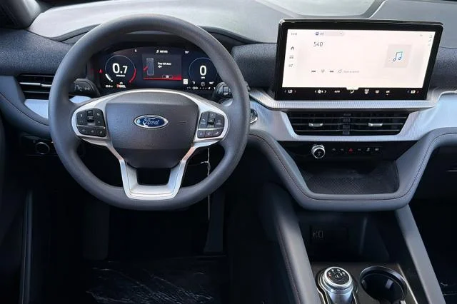 New 2027 Carbonized Gray Metallic Ford Active image 35