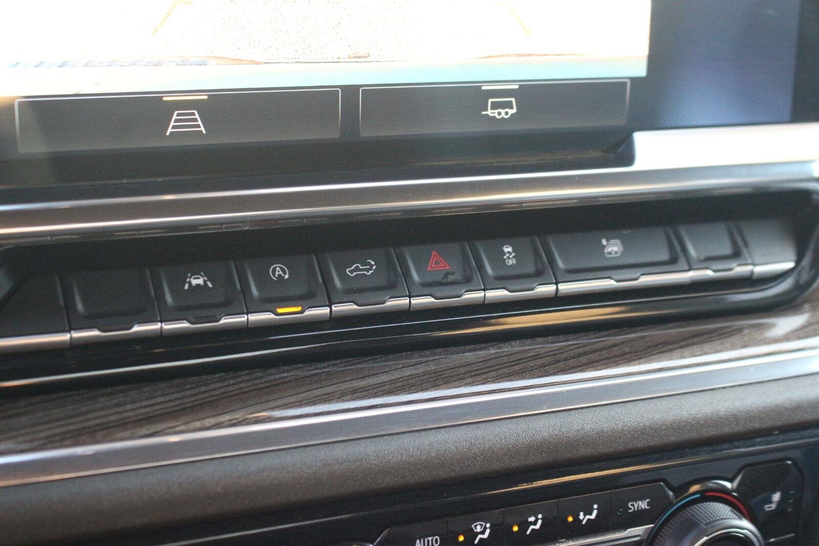 Used 2025 Cypress Gray Chevrolet LT image 25
