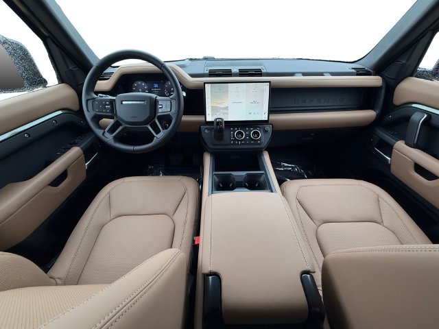 New 2026 Woolstone Green Land Rover X-Dynamic SE image 12