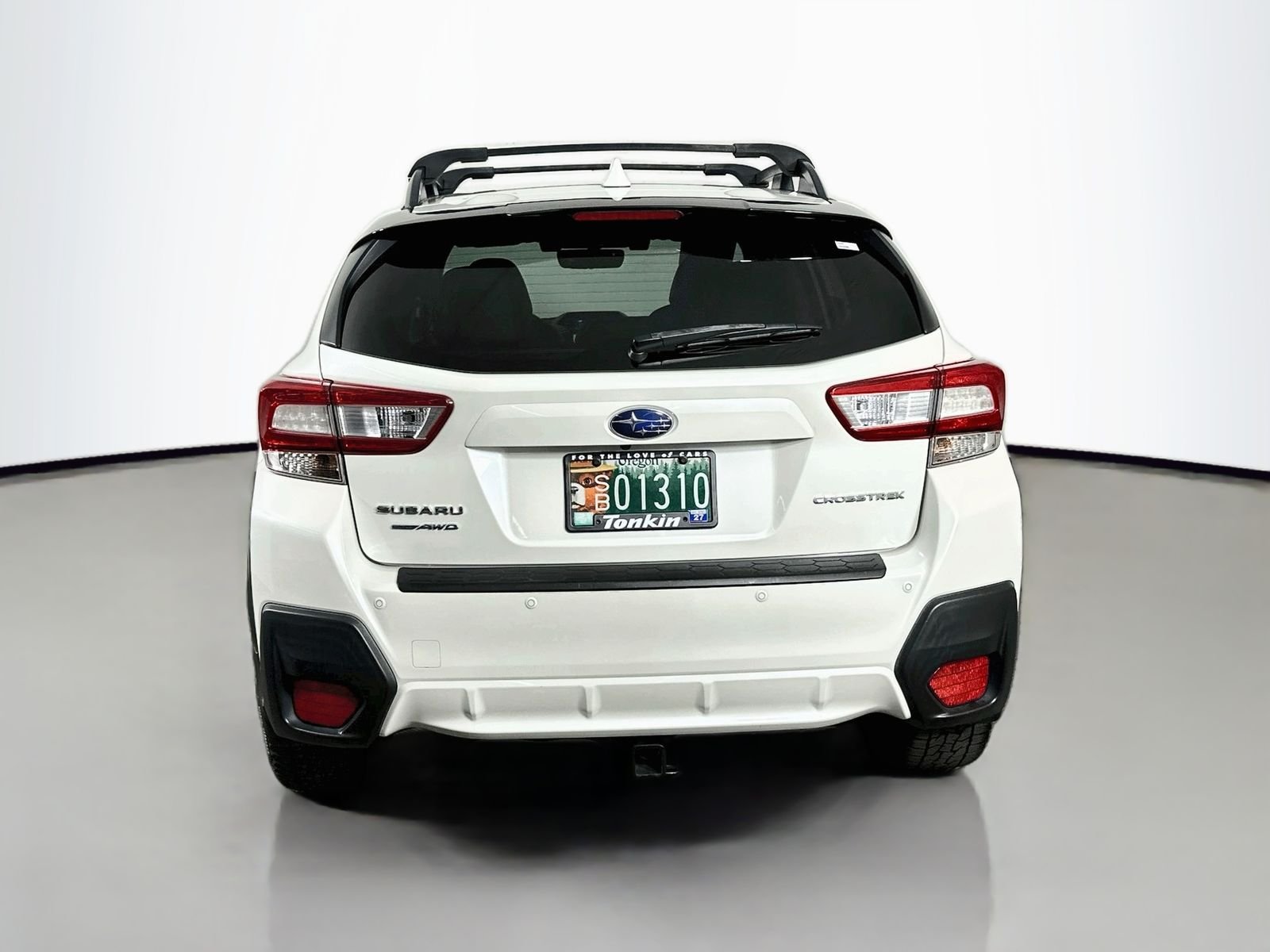 Used 2019 Crystal White Pearl Subaru 2.0i Limited image 6