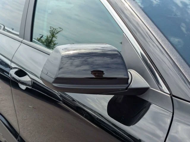 New 2026 Aurora Black Pearl Kia LX image 10