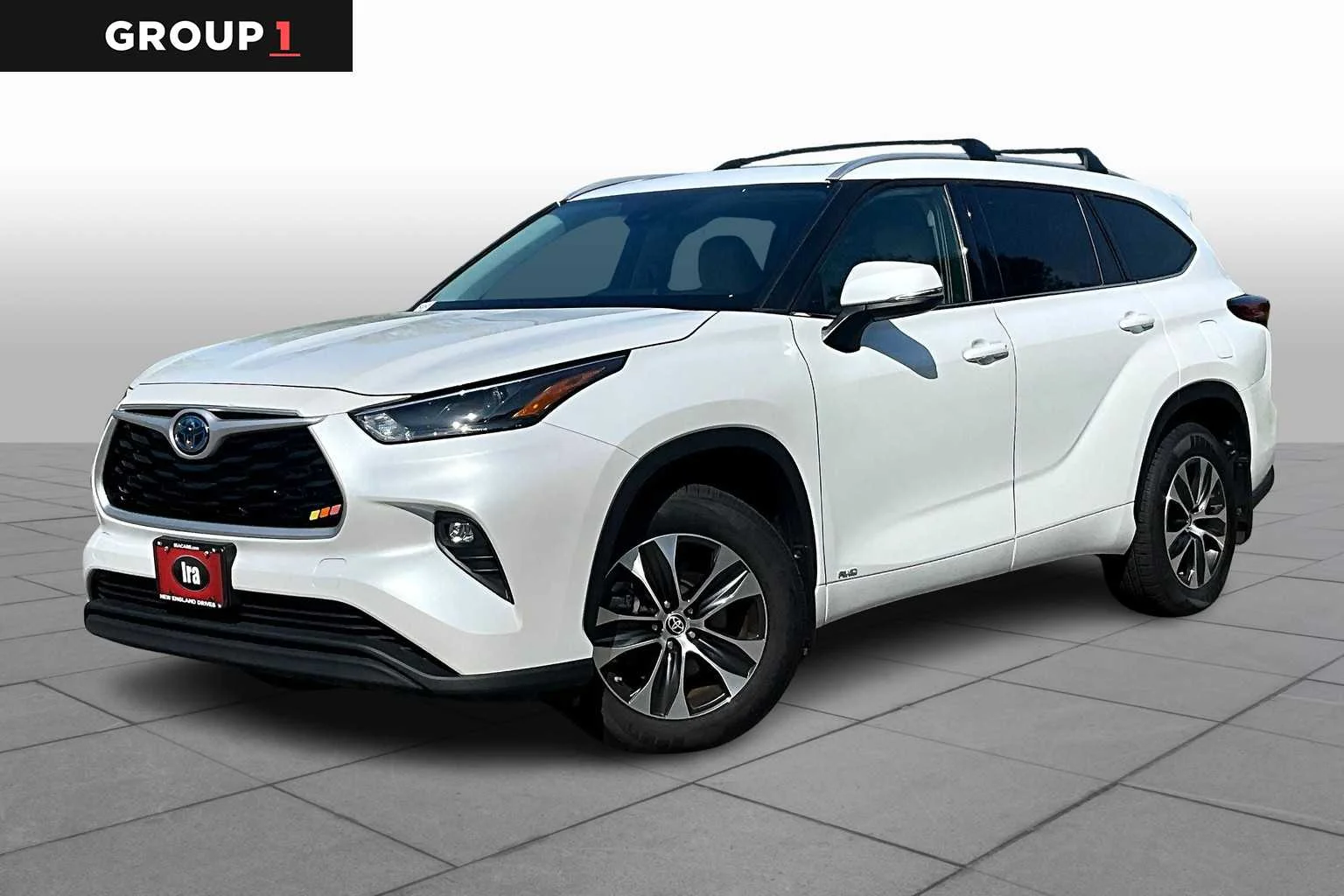 Pre-Owned 2022 Toyota Highlander Hybrid XLE