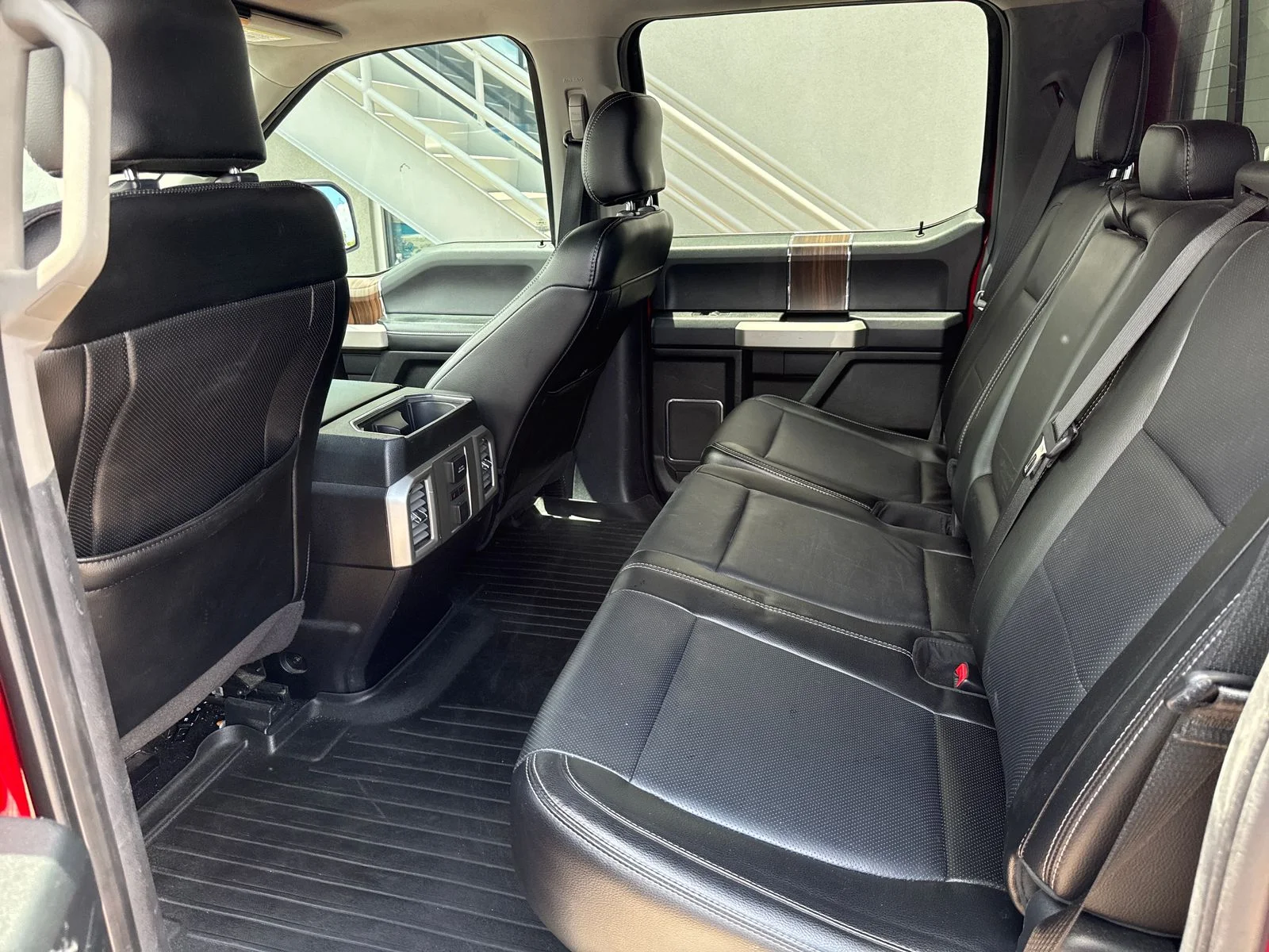 Used 2016 Red Ford Lariat image 12