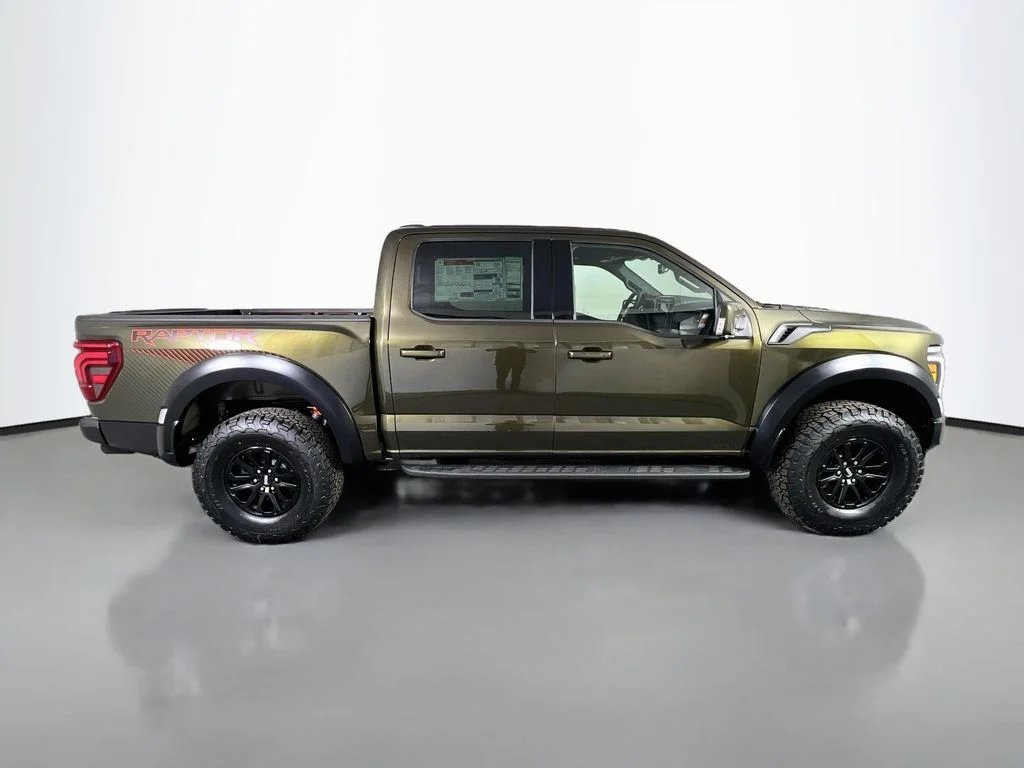 New 2026 Shelter Green Ford Raptor image 18