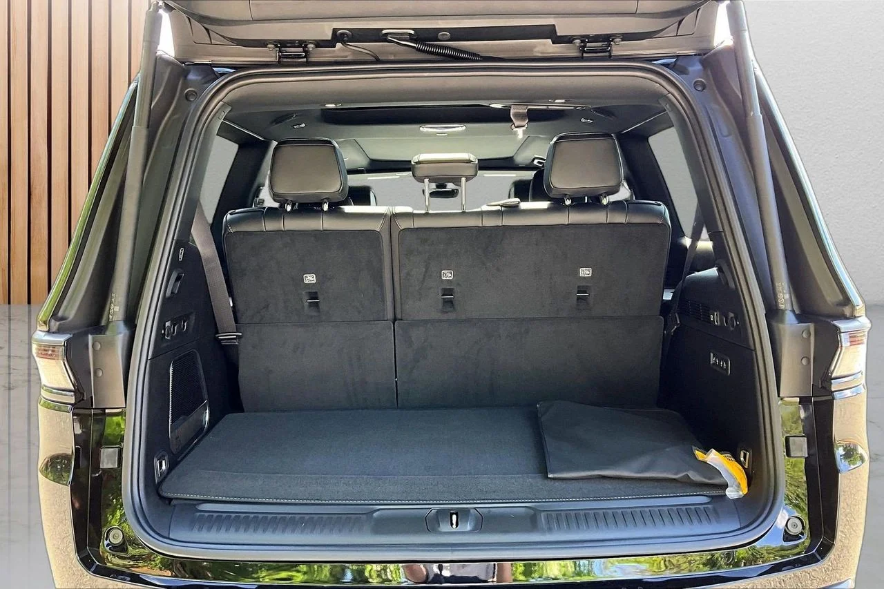 New 2026 High Gloss Black Exterior Paint Jeep Limited Altitude image 27