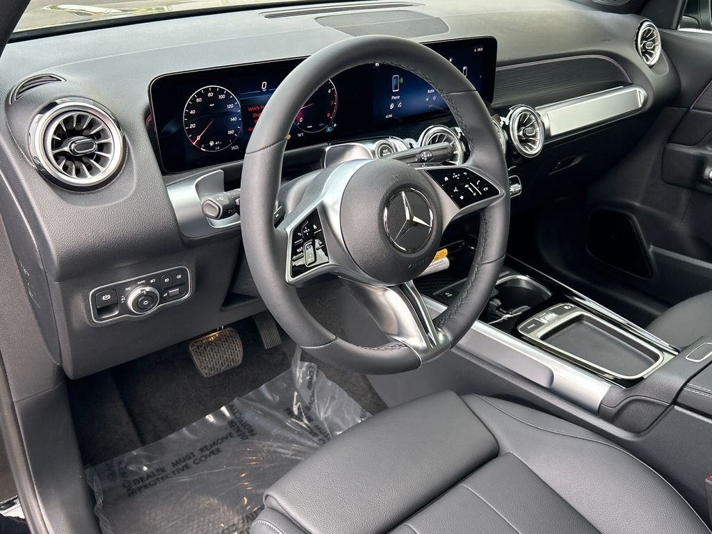 New 2026 Night Black Mercedes-Benz GLB 250 image 16