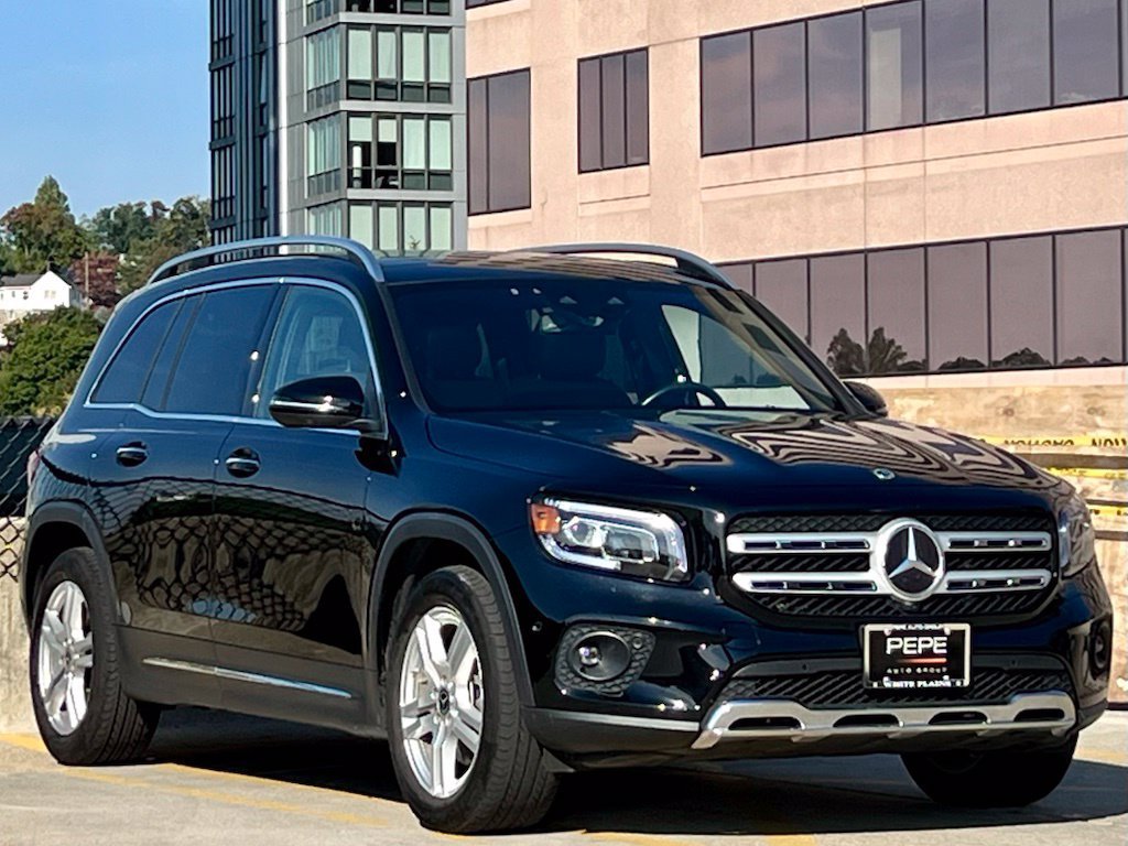 Certified Used 2023 Black Mercedes-Benz GLB 250 image 1