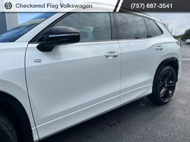 New 2026 White Volkswagen 2.0T SE R-Line Black image 3