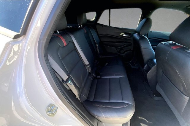 Certified Used 2025 Summit White Chevrolet 2RS image 23