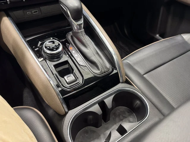 Used 2023 Sterling Metallic GMC Denali image 39