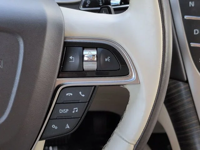 Used 2020 Blue Lincoln Black Label image 27
