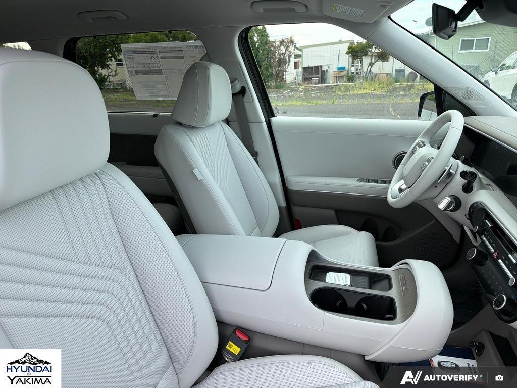 New 2026 Titan Charcoal Pearl Hyundai SEL AWD image 22