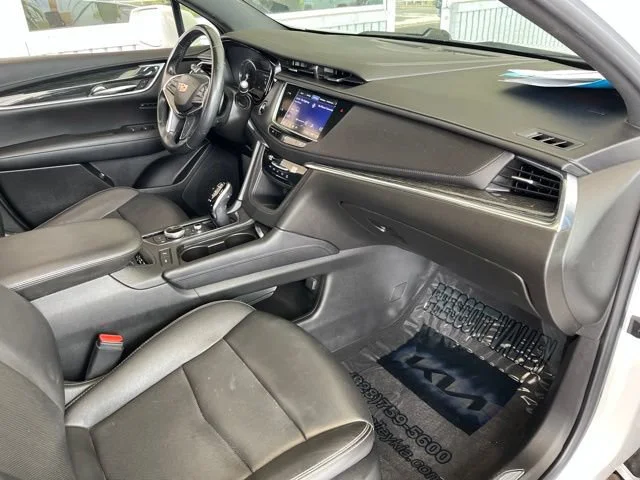 Used 2020 Crystal White Tricoat Cadillac Premium Luxury FWD image 62