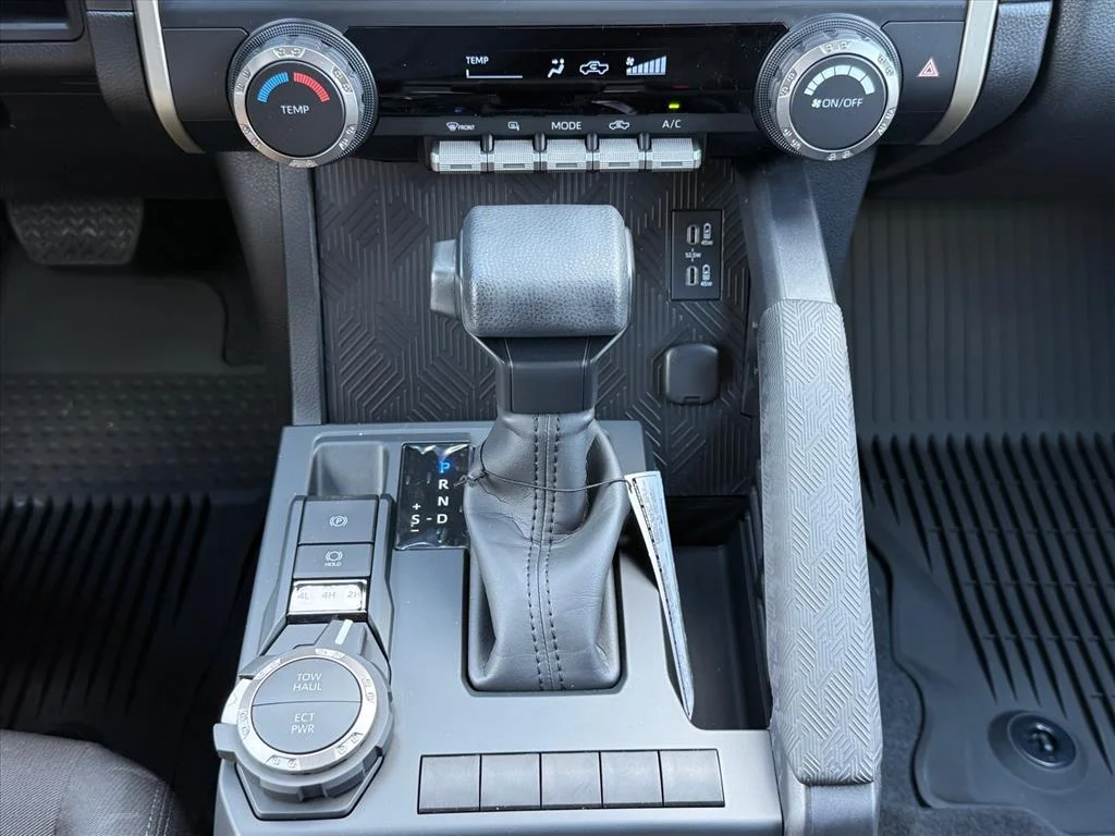 New 2026 Ice Cap Toyota  SR5 image 11