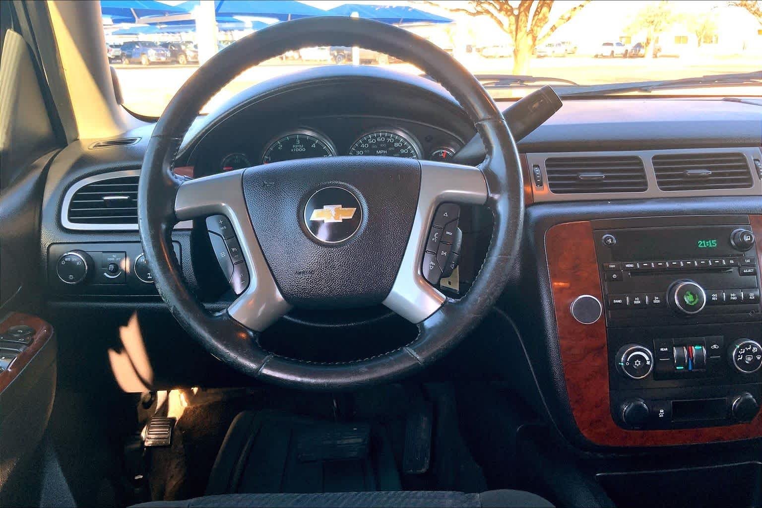 Used 2013 Black Chevrolet LS image 5