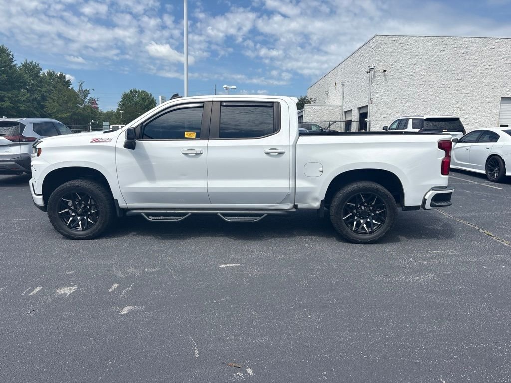 Used 2021 White Chevrolet RST image 6