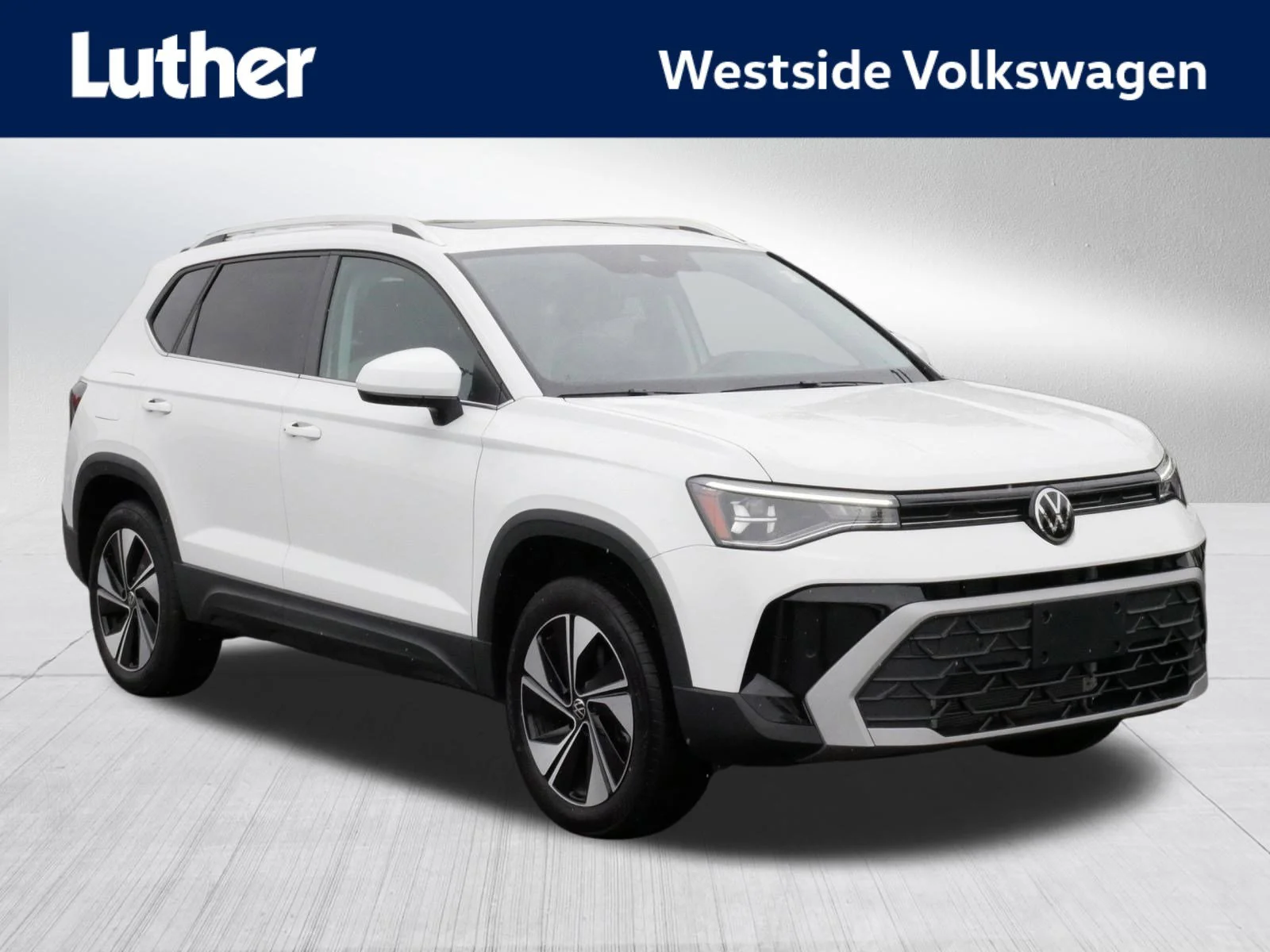 2025 Volkswagen Taos 1.5T SE 4Motion's photo
