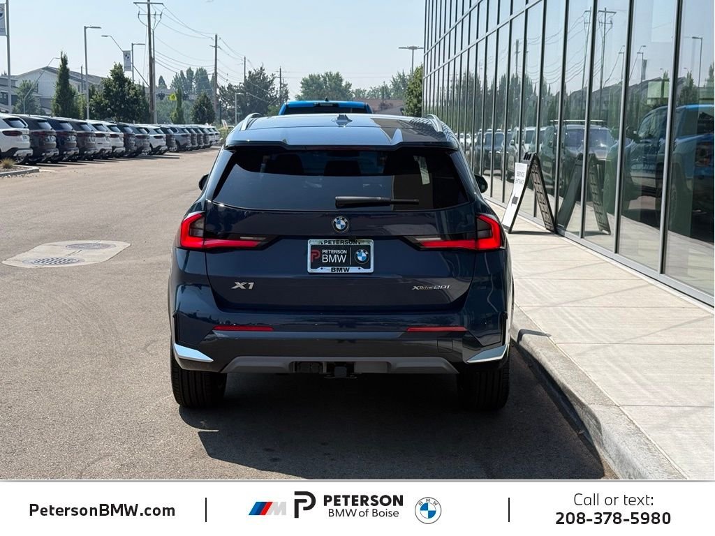 New 2026 Night Dusk Blue Metallic BMW xDrive28i image 4