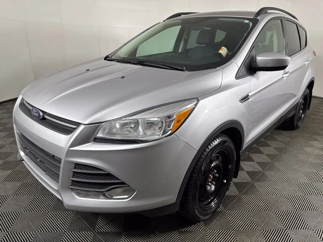 Used 2016 Silver Ford SE image 8