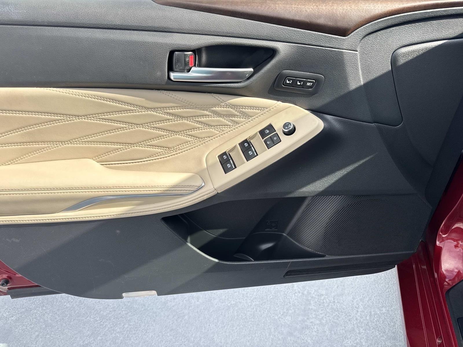 Used 2019 Ruby Flare Pearl Toyota Limited image 18