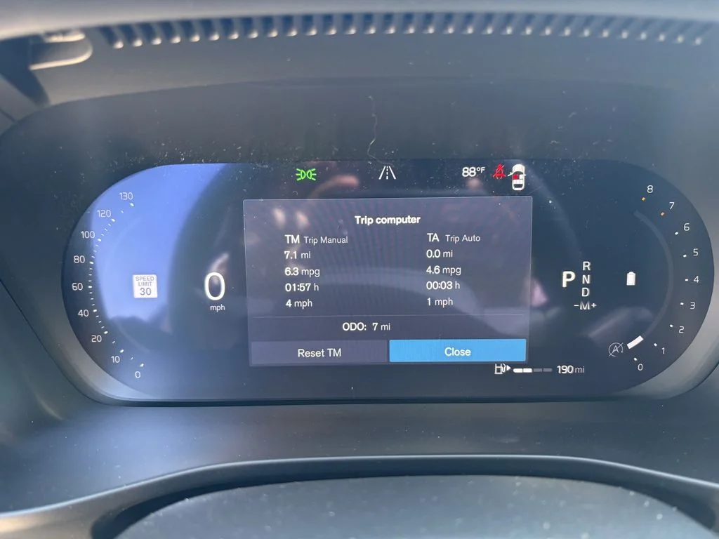New 2026 Denim Blue Volvo Ultra image 18